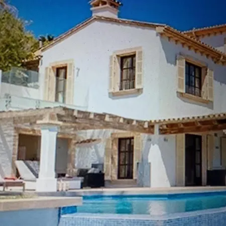 Luxurious With A Sea View Villa *